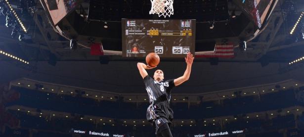 凯恩在巴黎圣日耳曼比赛中比分优势明显，绝杀引发热议！